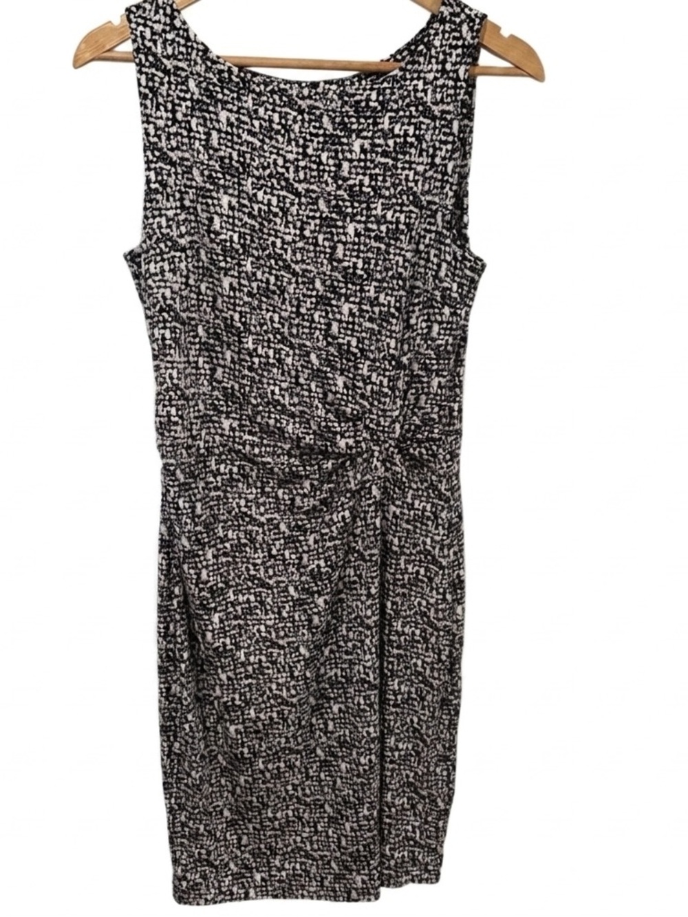 Ann Taylor Black and White Textured Midi Dress Size 6